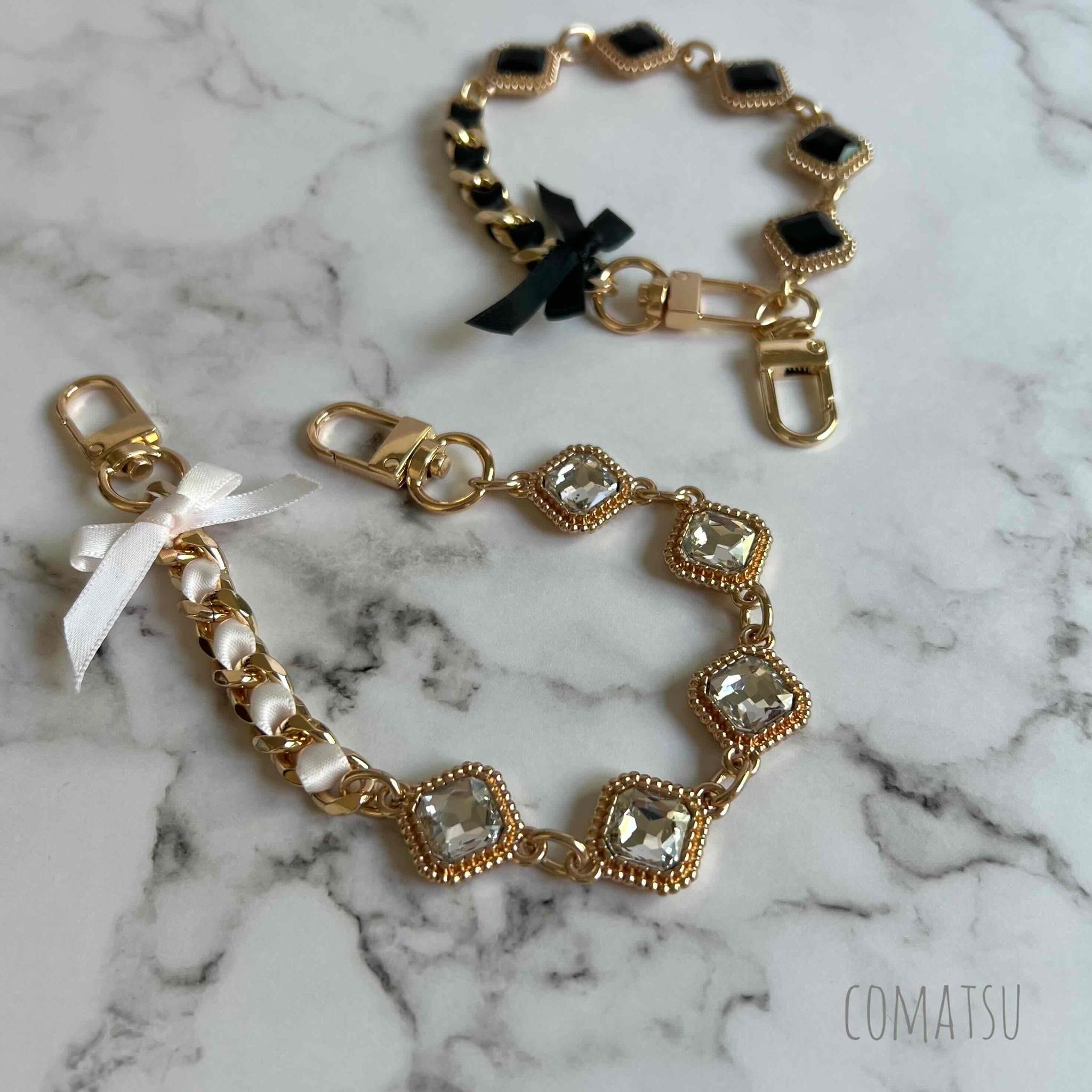 キラキラcharmmyりぼん ハンドストラップ 落下防止スマホストラップ 手首 リストストラップ